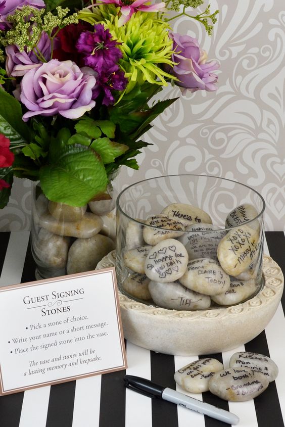 Źródło: myweddingreceptionideas.com