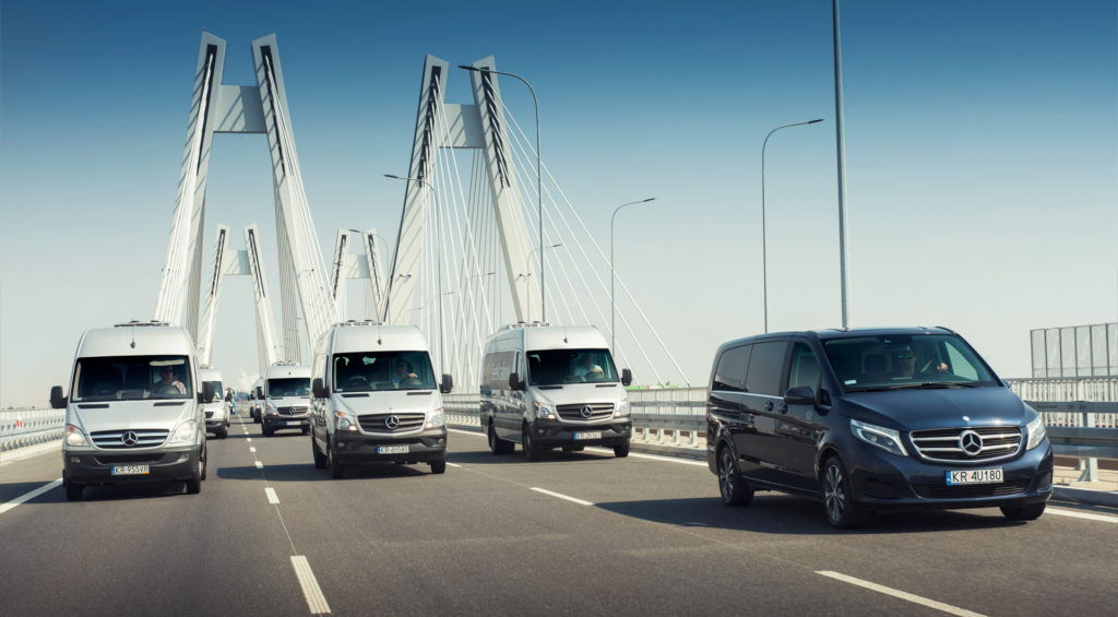 JAK ZORGANIZOWAĆ TRANSPORT GOŚCI WESELNYCH?